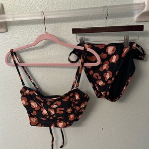 SUPER cute Bikini set